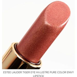 Estee Lauder Tiger Eye is a warm-toned, medium copper with a frost finish. 🚨new
